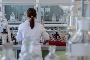 Woman scientist in lab